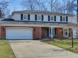 14881 Sherwood Dr, Strongsville, OH