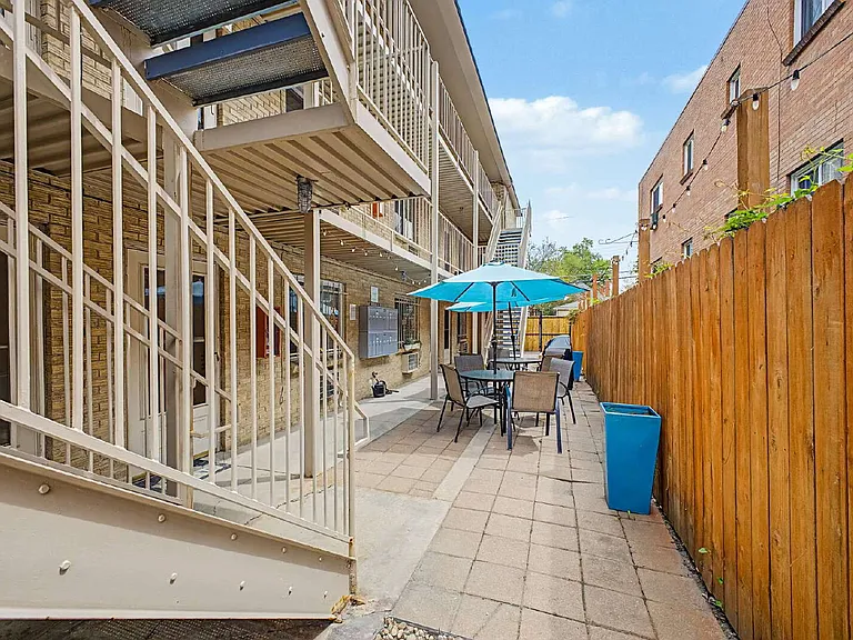 148 S Emerson St #203 — Photo 16