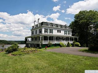 38 Riverside Ave, Coxsackie, NY 12051