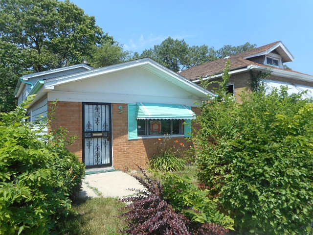 1st image of 8130 S East End Ave