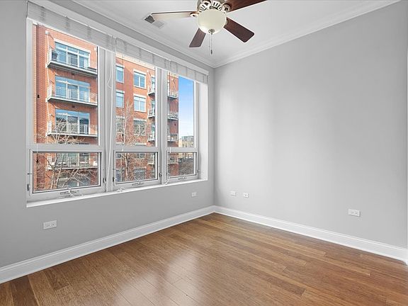 5th image of 951 W Huron St #401