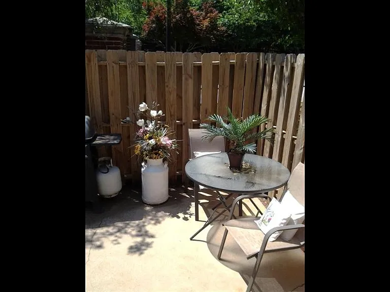 400 Cliffview Ct — Photo 7