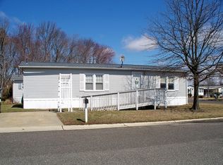 96 Patricia Ln, Mount Laurel, NJ 08054