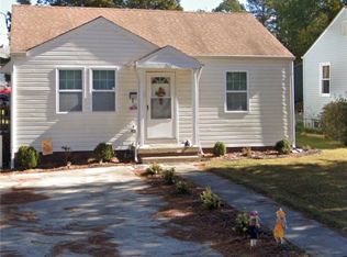 2111 Wakefield Ave, Colonial Heights, VA 23834