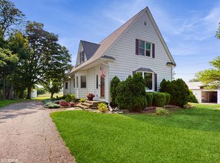 16486 Three Oaks Rd, Three Oaks, MI 49128