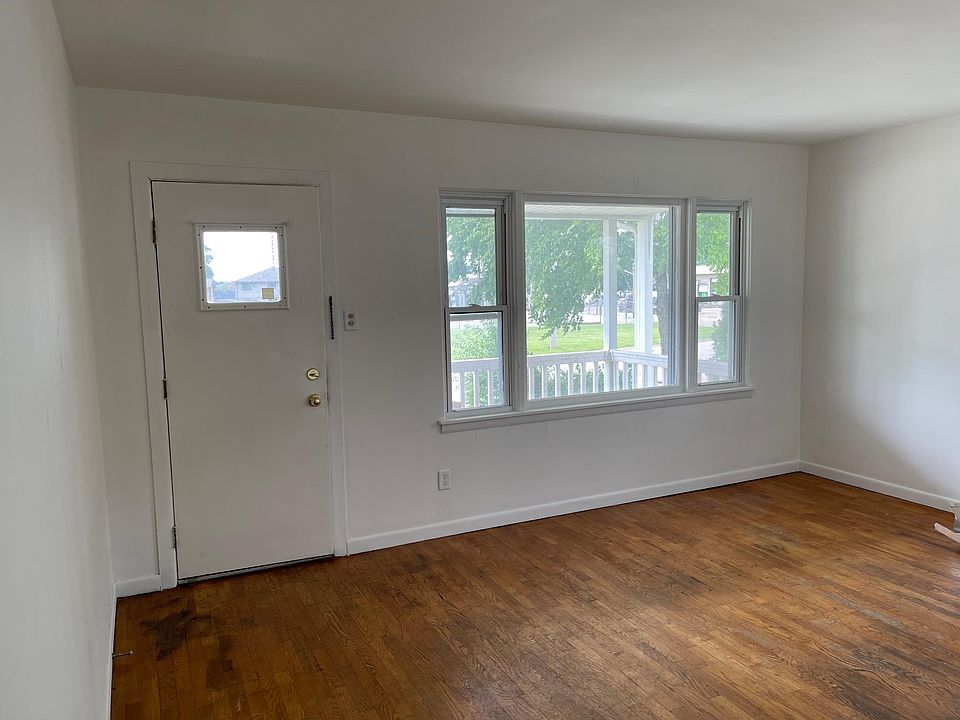 1st image of 167 1/2 E 2nd St
