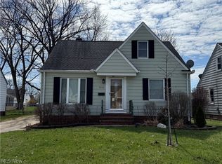 30008 Mildred Dr, Eastlake, OH 44095