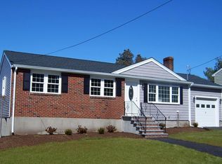 35 Woodcliff Rd, Holbrook, MA 02343