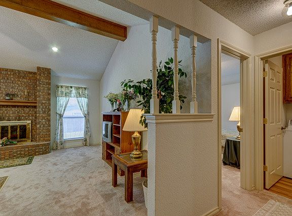 3rd image of 6601 Darcy Ln