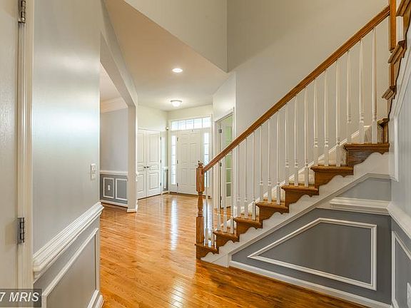 5th image of 15425 Ann Arden Ave