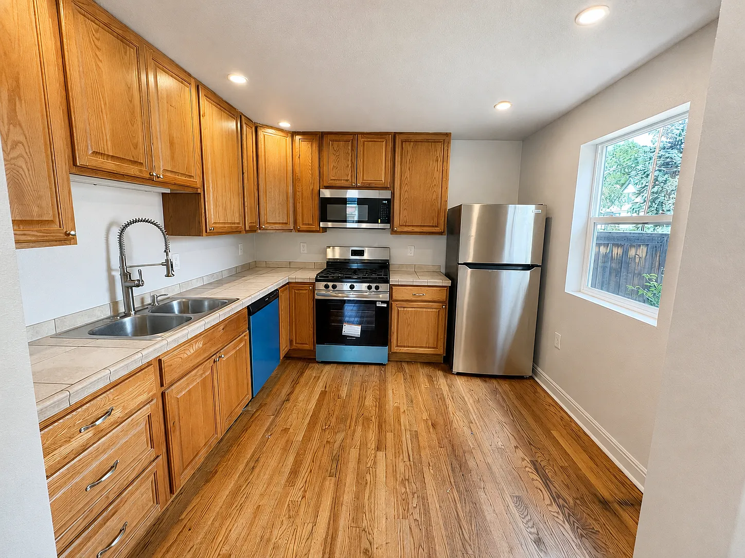 1 bed, 576 sqft, $1,850 — Photo 4