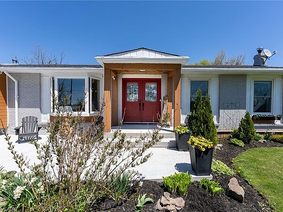 2nd image of 350 Kemp Rd W