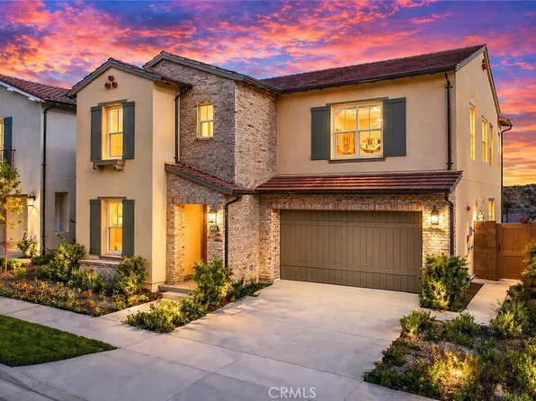 206 Collino, Irvine, CA 92602