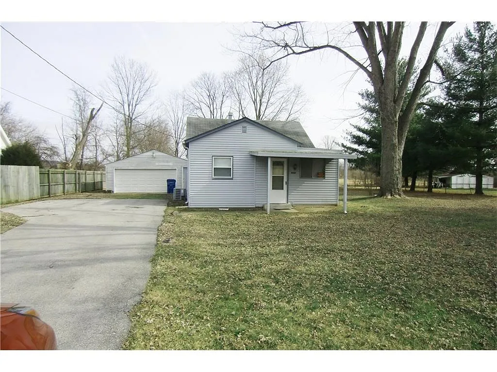 8401 Lake Rd photo 1