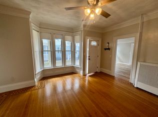 20 Pine St #1L, Pawtucket, RI 02860