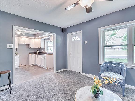 2nd image of 3486 Carper Ave