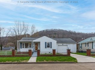 103 Washington Ave, Nitro, WV 25143