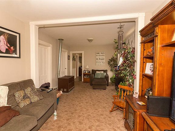 5th image of 172 Lancaster St