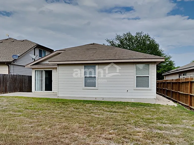 1419 Diamond Blf — Photo 21