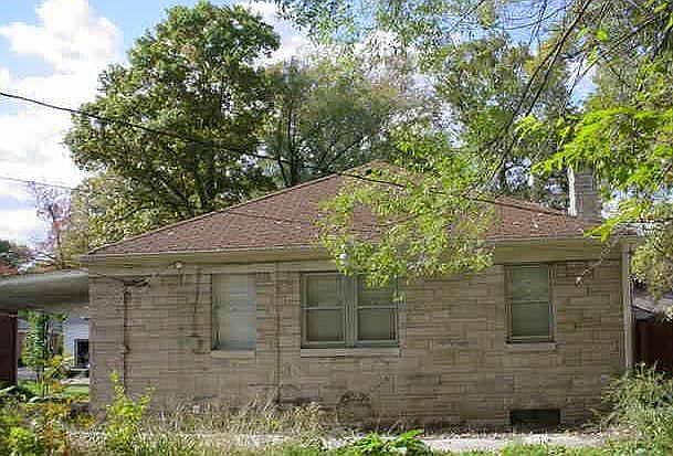 2nd image of 3641 N Linwood Ave