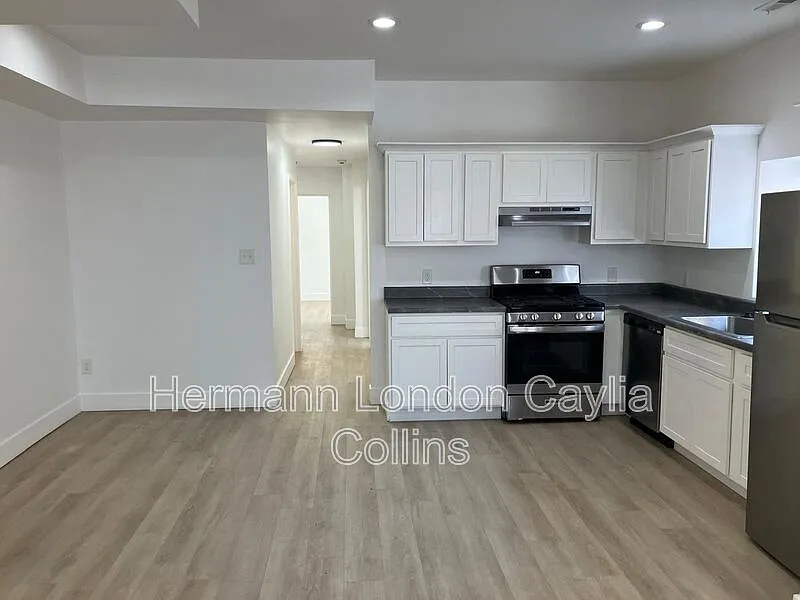 3 bed, 1.0 bath, 1000 sqft, $1,400 — Photo 2