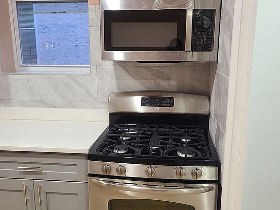 2nd image of 350 Essex St