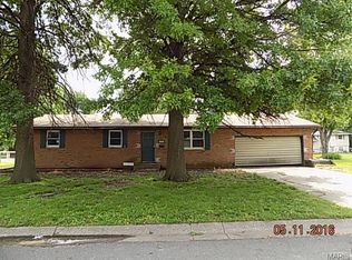 509 S Walnut St, Bethalto, IL