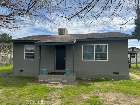 6910 Chestnut Ln, Winton, CA 95388