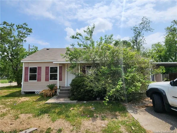 324 Virginia St, Sulphur, LA 70663