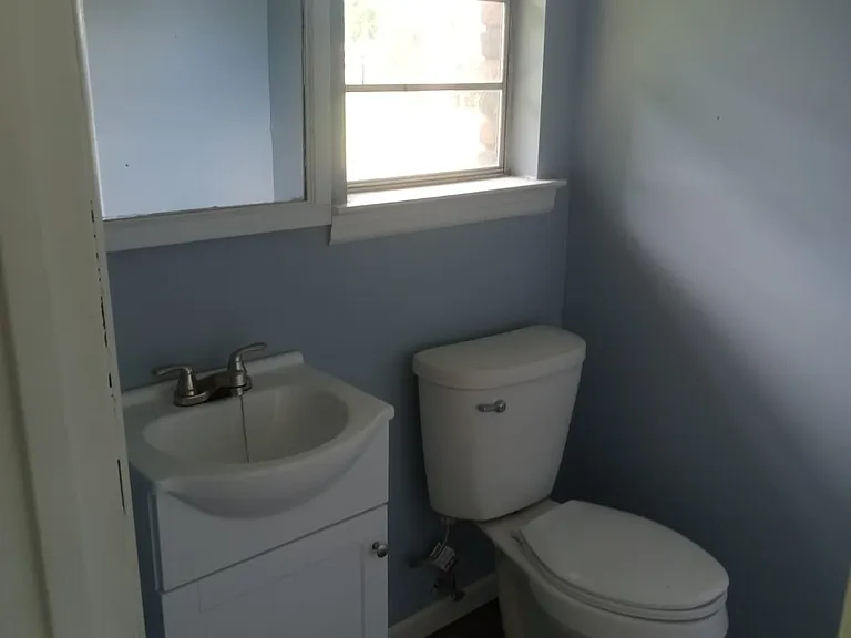 142 Bishop St — Photo 6
