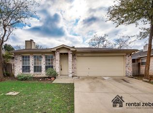 920 Ashmount Ln, Arlington, TX 76017