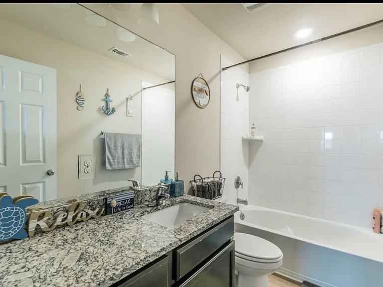 2824 Jackal Dr — Photo 32