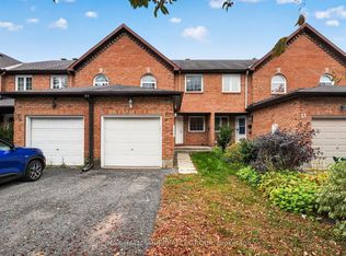 49 Robarts Cres, Ottawa, ON K2L 3Z3