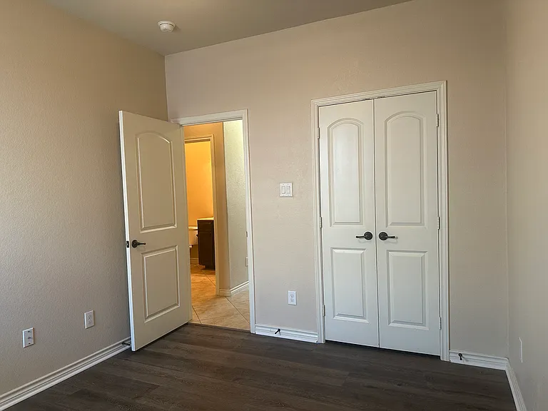 508 Cypress Hill Dr — Photo 23