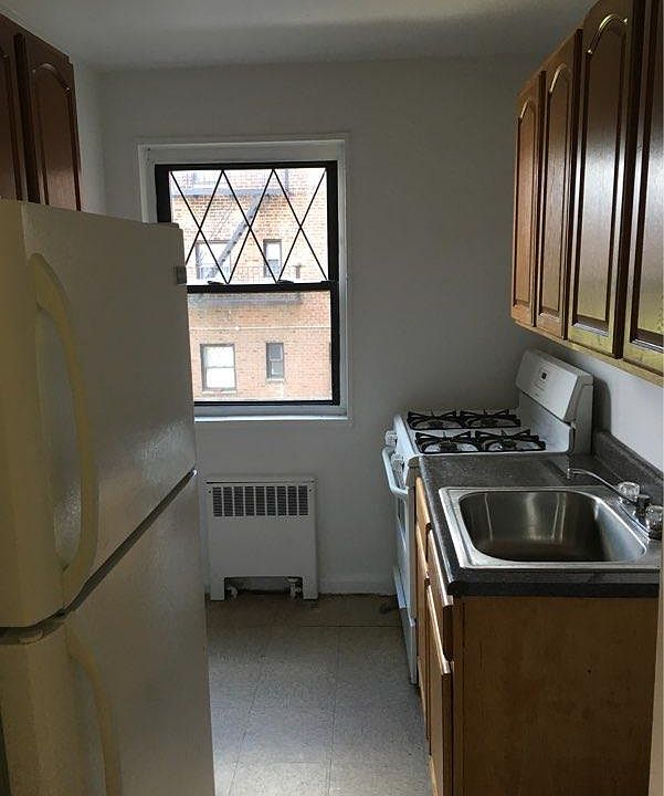 2nd image of 5407 Kings Hwy APT B8