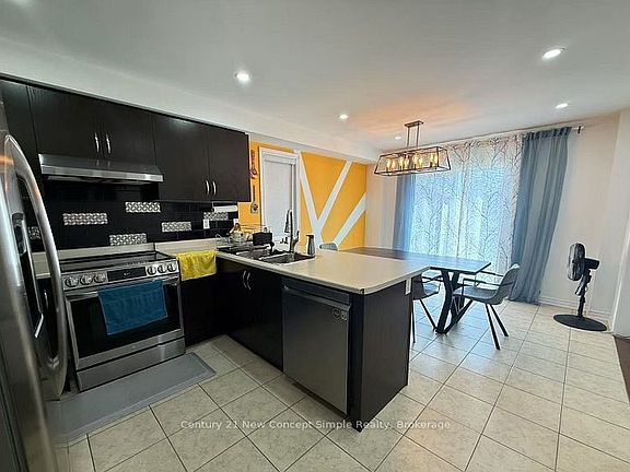 2nd image of 17 Kirkland Pl