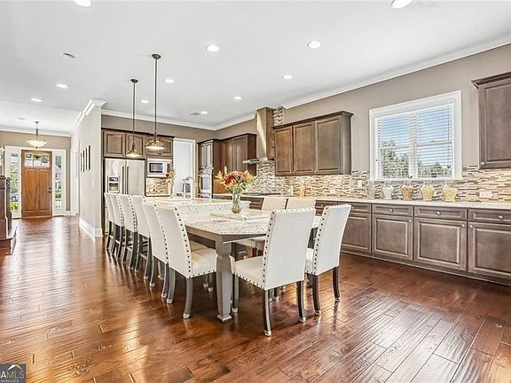 2nd image of 3775 Jodeco Cir