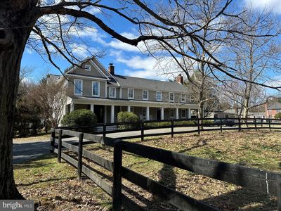 428 Walker Rd, Great Falls, VA, 22066