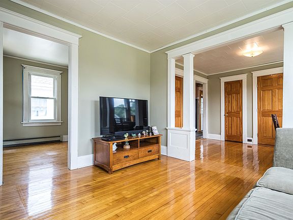 4th image of 73 East Washington Street