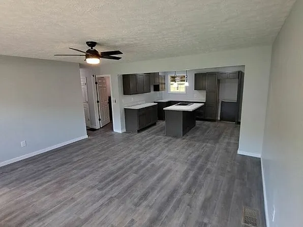 6165 County Road 15, South Pt, OH 45680
