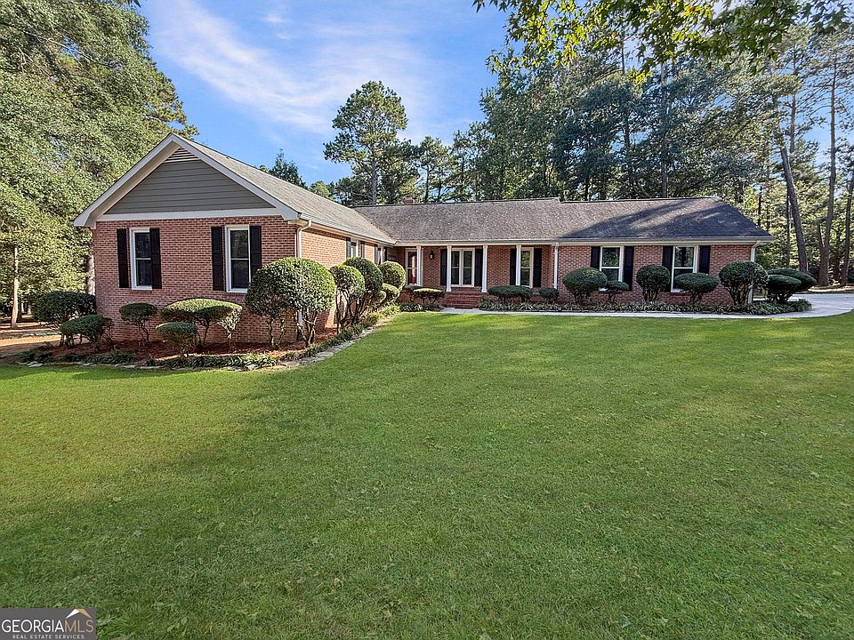 1st image of 161 Lanier Ln