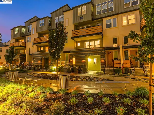 2071 Mahuron Cir, San Jose, CA 95133
