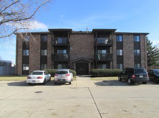 240 N Walnut St APT 3D, Bensenville, IL 60106