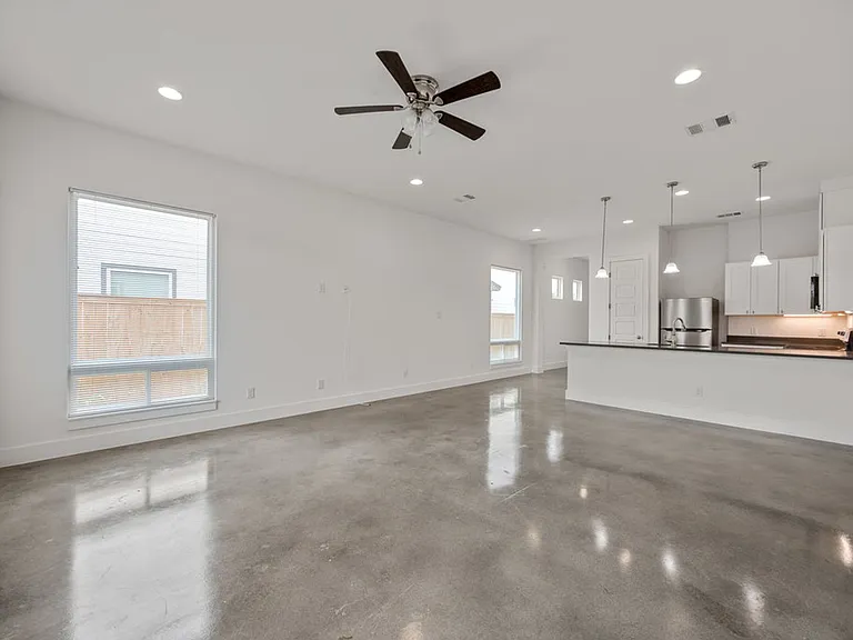 307 San Salvador Ave #101 — Photo 7