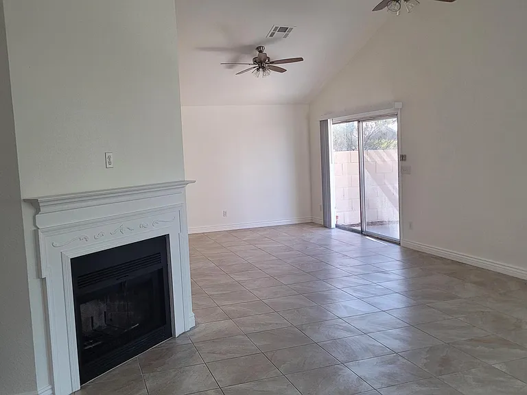 1622 N Comanche Dr — Photo 9