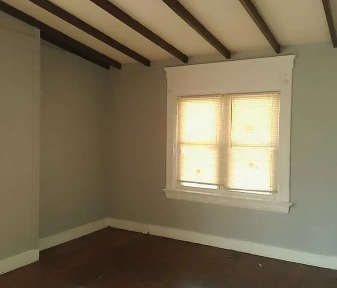 944 Elberon Ave #1 — Photo 16