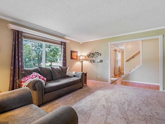 5th image of 1500 Glacier Ln N