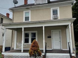 723 W John St, Martinsburg, WV 25401