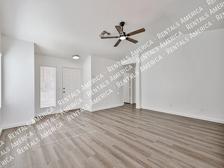 3627 W Melinda Ln — Photo 8
