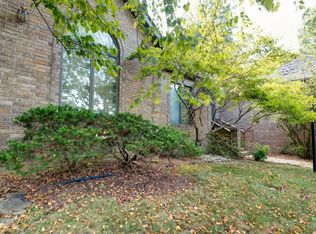 4913 S Bellhurst Ave, Springfield, MO 65804